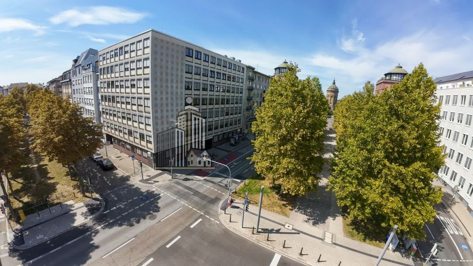 ATIK: Zentrale Bürofläche in Mannheims bekanntester Büromeile direkt am Wasserturm - provisionsfrei – Drohnenaufnahme