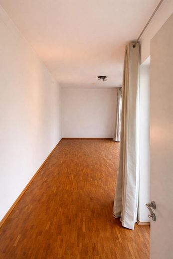 barrierefreie Wohnung mit eigenem Garten von privat, Preis VB – im Anbau 