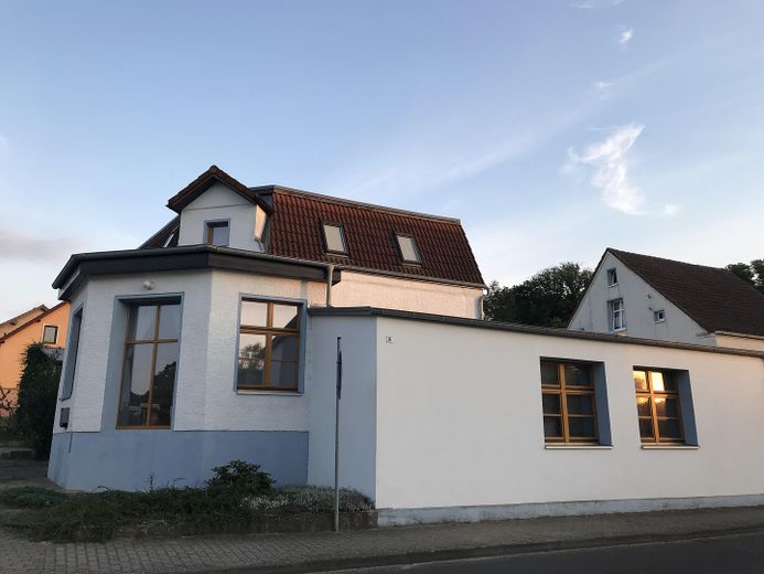 Großzügiges historisches Landhaus mit Studioatelier - familienfreundlich, Nähe Berlin, See & Wald – Provisionsfrei