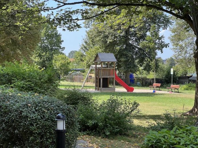 +++ PLAC ZABAW dla Państwa dzieci i dużo MIEJSCA na 122 qm z 5 pokojami +++ – Foto 1