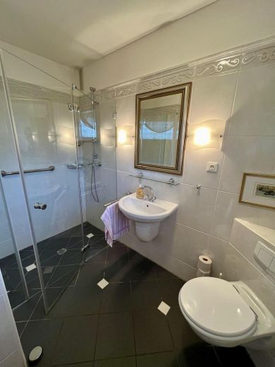 150 m² Familienhaus mit Garten, Garage & Stellplatz in W-Katernberg – Foto 7