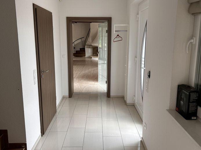 Maison design pour deux générations dans un emplacement privilégié à Haselünne – Photo 29