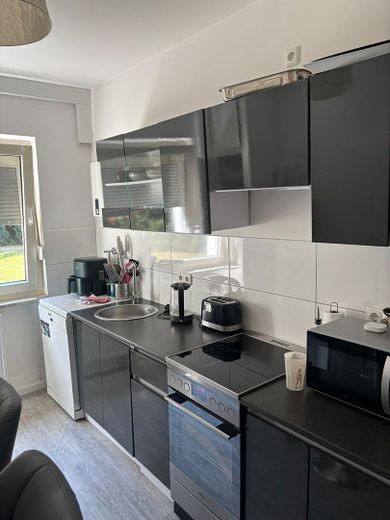 Sanierte 3,5-Zimmer-Erdgeschosswohnung in Essen-Frohnhausen – फोटो 3