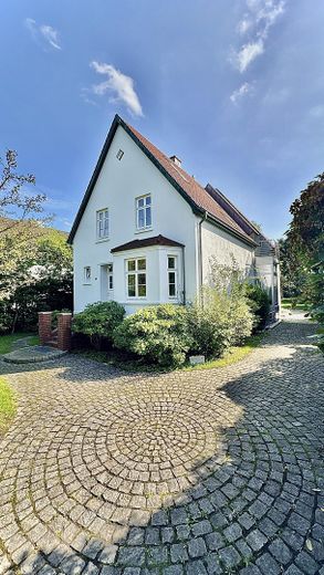 Exclusive Bremen House by the Lake – Parkland & Building Land – Photo 8