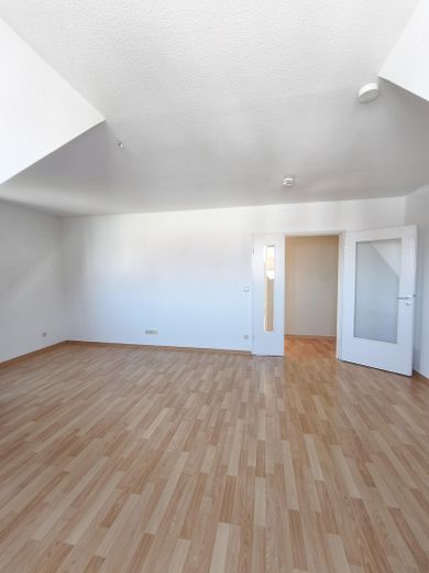 Schöne 3-Raumwohung in gepflegter Anlage – Wohnzimmer
