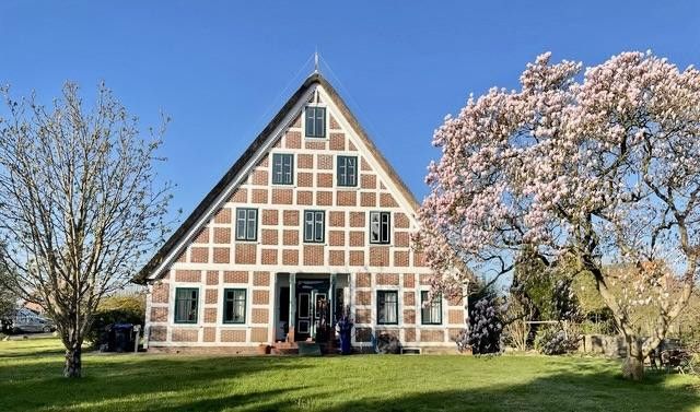 Wohn(t)raum vor den Toren Hamburgs: 3- /4-Zimmer-Wohnung m. Galerie + eigener Terrasse – Foto 1