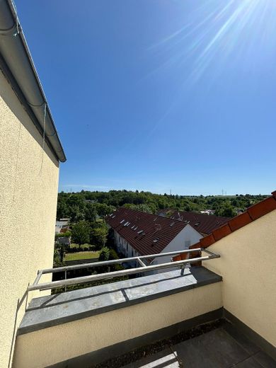 Première occupation après rénovation de haute qualité - cuisine intégrée possible - charmant 3ZKB avec vue dégagée sur Bretten – Balkon/Freisitz