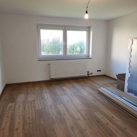 ***Top-renovated 1.5-room apartment in a quiet residential area close to the city centre*** – Wohnen-Schlafen