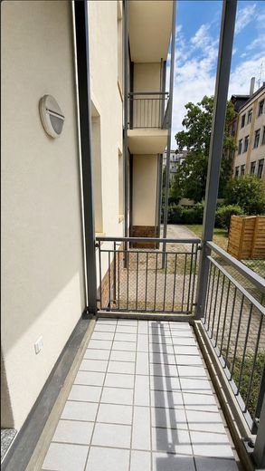 möblierte WG mit 3 Zimmern – Balkon Zimmer 3
