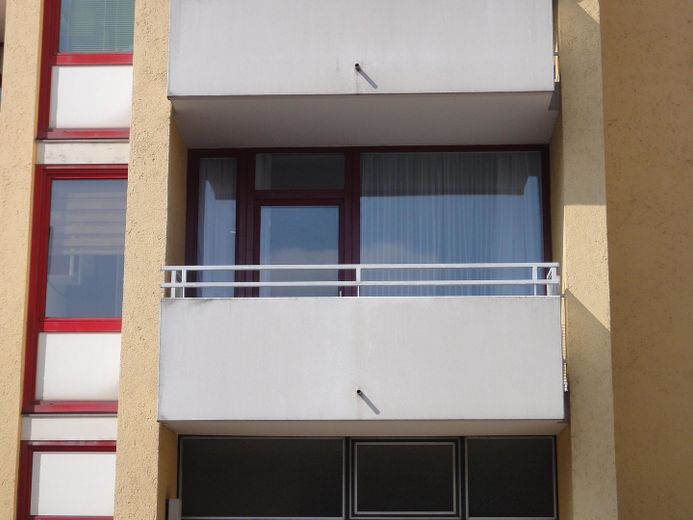 Freies möbliertes Apartment, Schwimmhalle, Sauna, S-Bahn München, von privat – Balkon