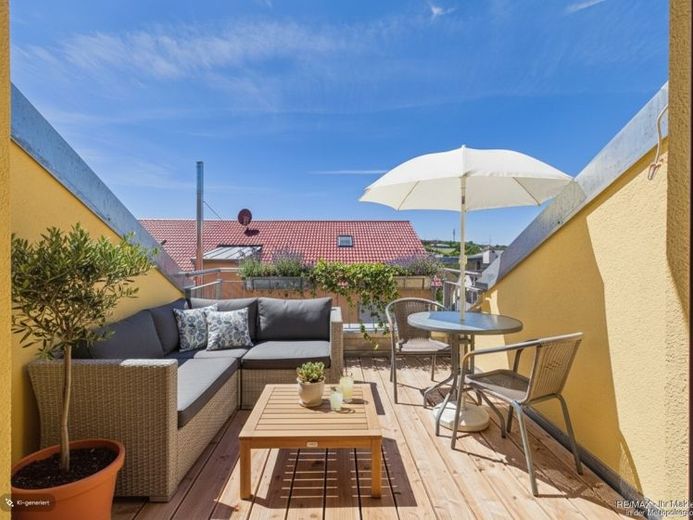 Neubau-Maisonettewohnung mit Süd-Dachterrasse und Einbauküche – Foto 1