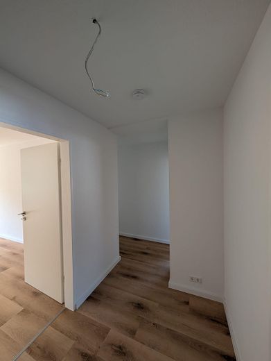 Hochwertig kernsanierte 3-Zimmer-Wohnung mit Balkon & Garage – फोटो 11