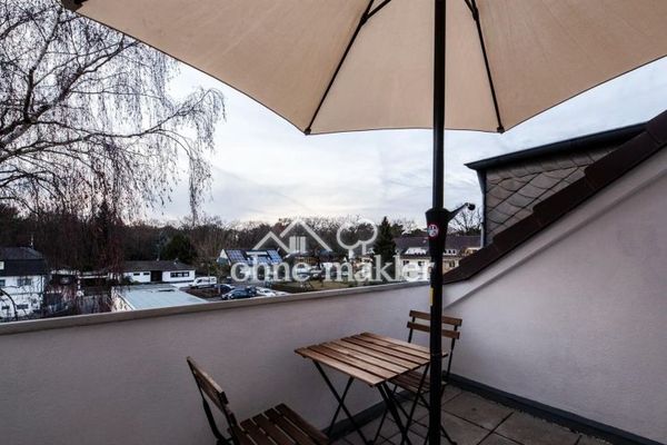 Hochwertige 2 Zimmerwohnung mit Dachterrasse in Köln am Flughafen