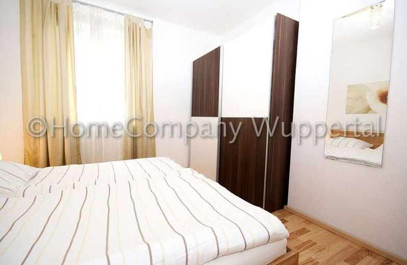 Modern, centrally located 2-room apartment with DSL – cdaddc90fa6333cd31bfbcf263c4faf405ef06c5.jpg