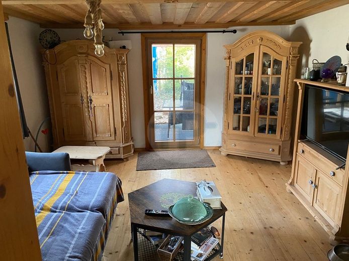 IDYLLISCHES BAYERWALD-HÄUSCHEN – Wohnzimmer