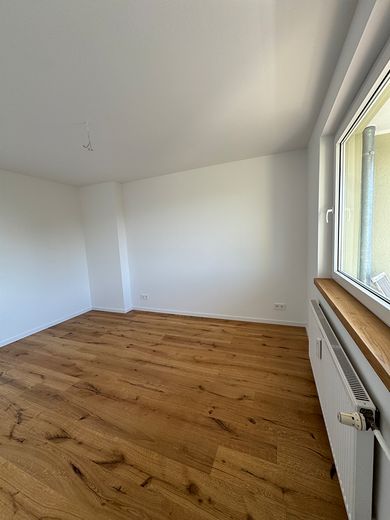 Appartement lumineux de 3 pièces – entièrement rénové & avec balcon – Schlafzimmer
