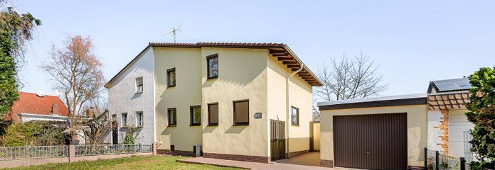 Doppelhaushälfte Vorderansicht