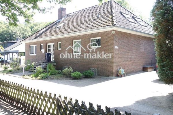 Wald, Stadtnähe und viel Platz in Hamburg-Hausbruch