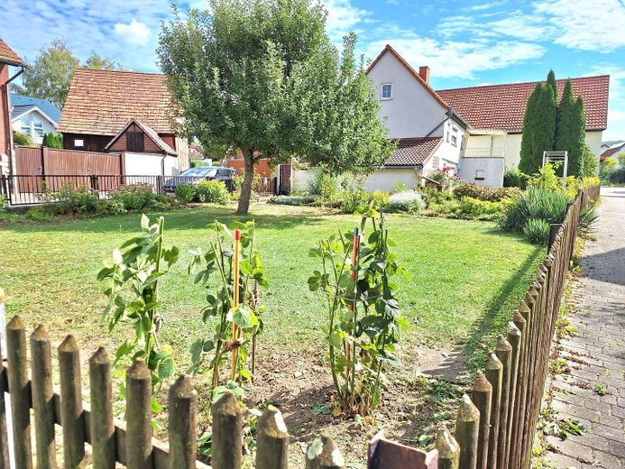 großer Garten