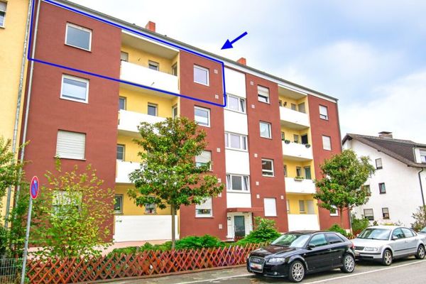 Renovierungsbedürftige 4 ZKB mit Tageslichtbad, Loggia und Garage in guter Lage Speyer
