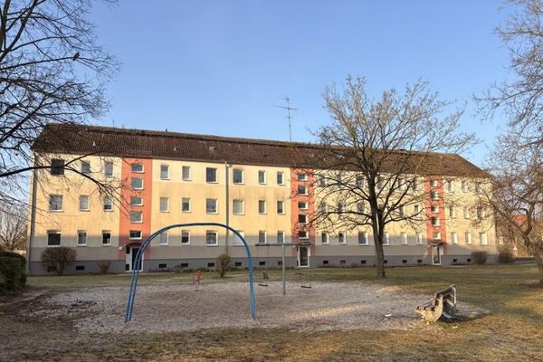 Freundliche Wohnung mit Balkon im Grünen sucht Nachmieter