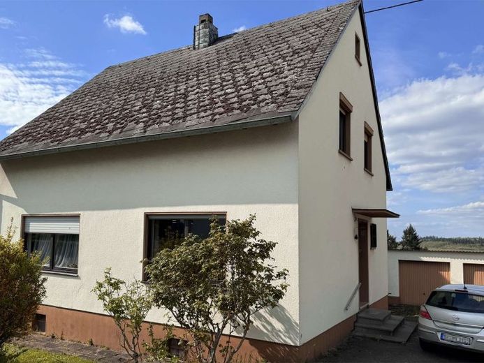 Trier-Tarforst: Einfamilienhaus mit großem Grundstück in TOP Wohnlage – Foto 1