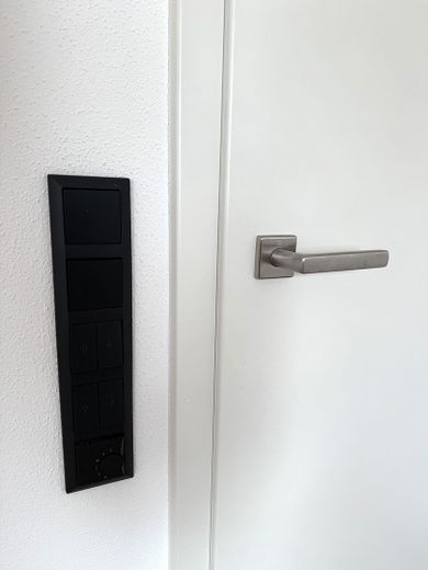 Edelstahltürgriffe u. Schalter