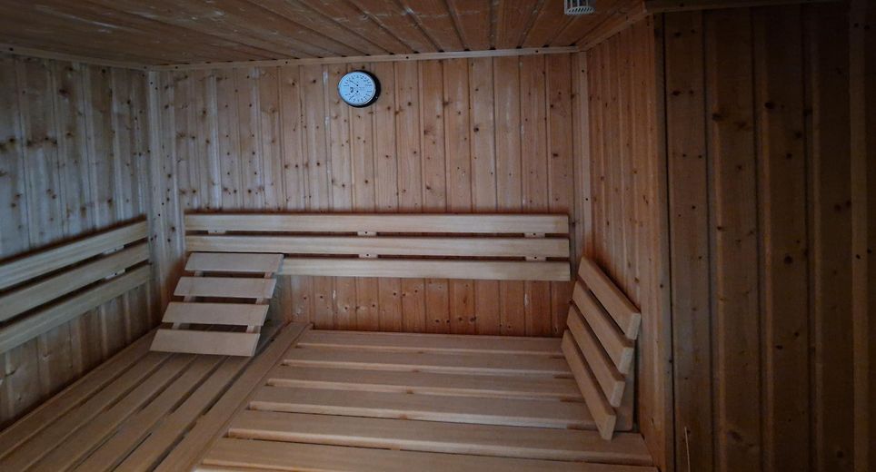 Großzügige Maisonette mit Wellnessbereich im Herzen von Opladen - provisionsfrei – Sauna