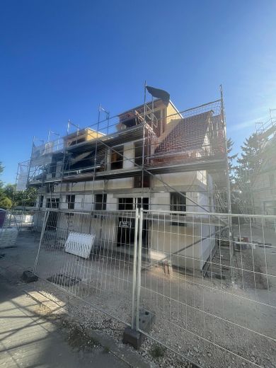Provisionsfreier Neubau im Rheingau - hochwertige DHH mit Garten, Carport und ausgebautem Dach – Bautenstand August 2026