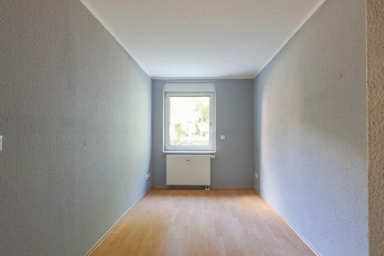 PROVISIONSFREI (Privatverkauf): Große 4-Zimmer-Wohnung in historischen Villa am Naturschutzgebiet – Foto 6