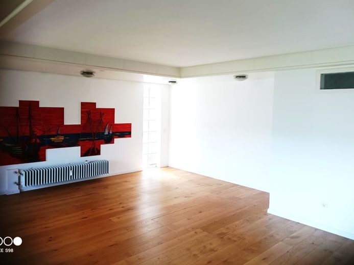 Leben wie im Urlaub - Seeblick - 5 Min. zum See - Sauna – Wohnzimmer mit Küche