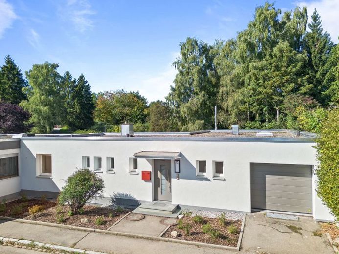 Модернізований бунгало з чарівним садом – сімейна ідилія в Kempten-Franzosenbauer – Foto 1