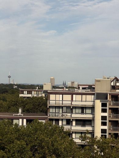 Attico su due piani con galleria e ampia terrazza sul tetto – Dom Fernsehturm Ausblick