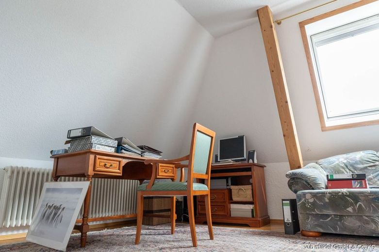 Stilvolles Wohn- und Geschäftshaus mit flexiblem Gewerbe und viel Raum zum Leben – VUB2388-12