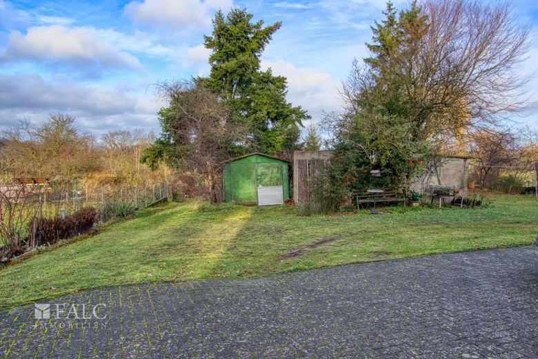 Eigennutzung oder Kapitalanlage? – Hof- und Gartenfläche