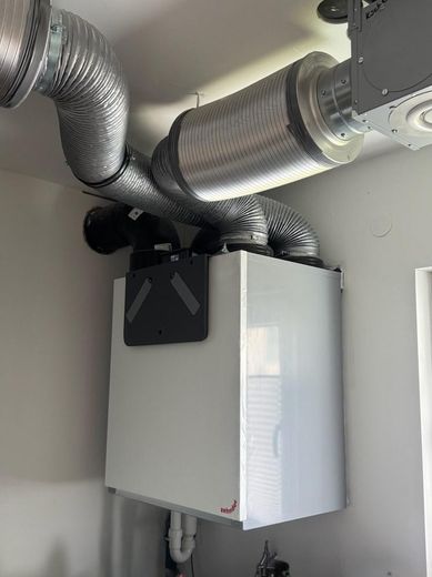 Effizienzhaus 40 Plus - keine Provision - Bezugsfertig - EH40+ – Wohnraumlüftung Zehnder