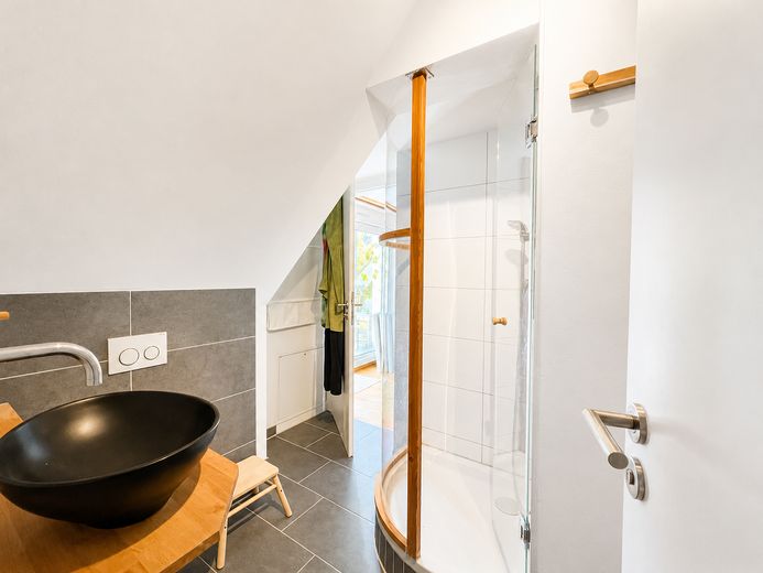 Moderna maisonette di 4 locali con ampia terrazza sul tetto nel centro del paese – Foto 27