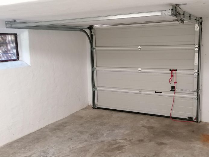 Kellergarage