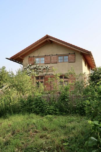 Besonderes Haus mit zeitloser Architektur & ELW am Simssee – Foto 27