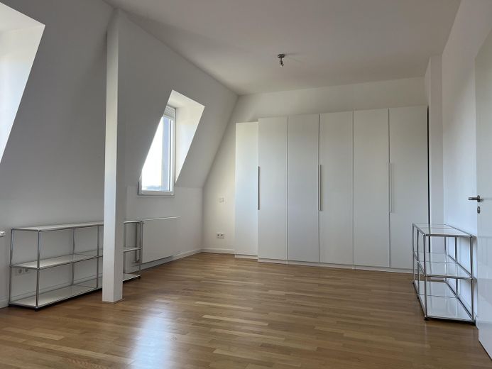 Schlafzimmer/Ankleide