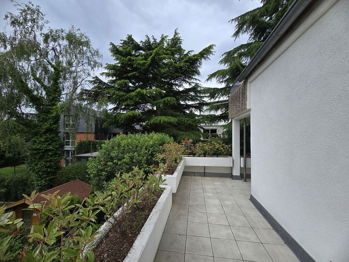 Wiesbaden: Top-Lage, beste Nachbarschaft, frische Luft, Ruhe plus Naturgeräusche pur! – ...mit Naturblick