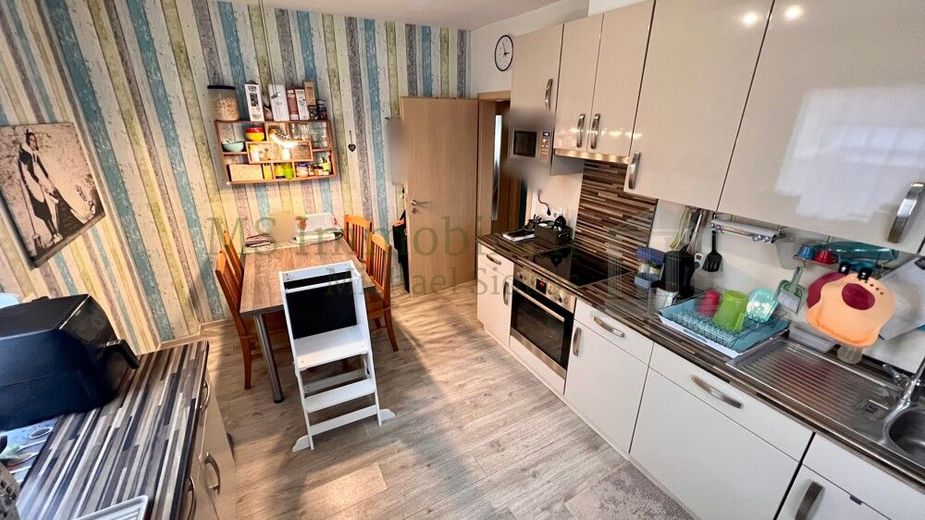 *** Mehrgenerationenhaus mit drei Wohnparteien - Nähe Biedensand *** – EG Küche Ansicht 2