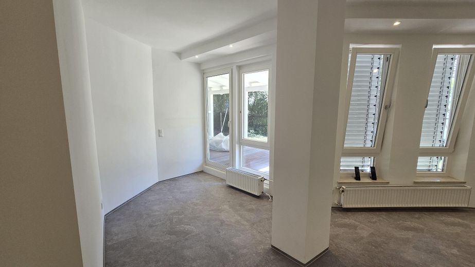 Neu umgebaute Traumwohnung in zentraler Lage von Memmingen – Ausgang Terrasse