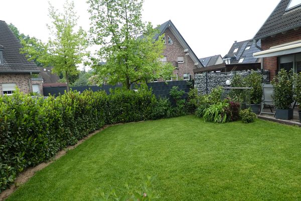 Haus-im-Haus-Maisonette-Wohnung mit Garten, von Privat, Preis VB
