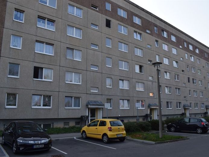 3-R-Wohnung mit Balkon – फोटो 1
