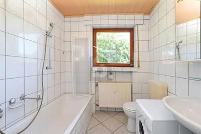 FAMILIENFREUNDLICH  DOPPELGARAGE  GARTEN – 1780335699_c1f5e6.jpg