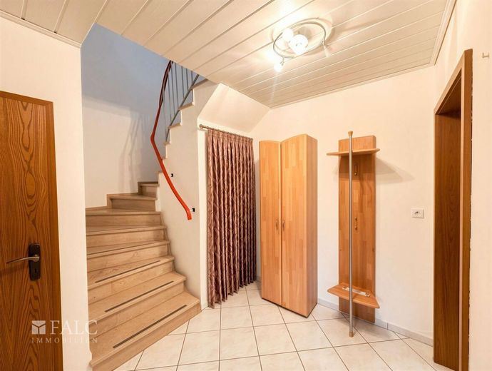 Willkommen Zuhause - top gepflegtes Reihenhaus in gefragter Lage von Stade – Flur EG