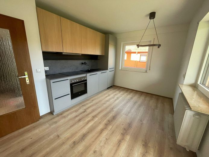 Anwesen mit Einfamilienhaus inkl. ELW & zweitem Wohnhaus, Garagen, Carport, Scheune & Werkstatt – Foto 26