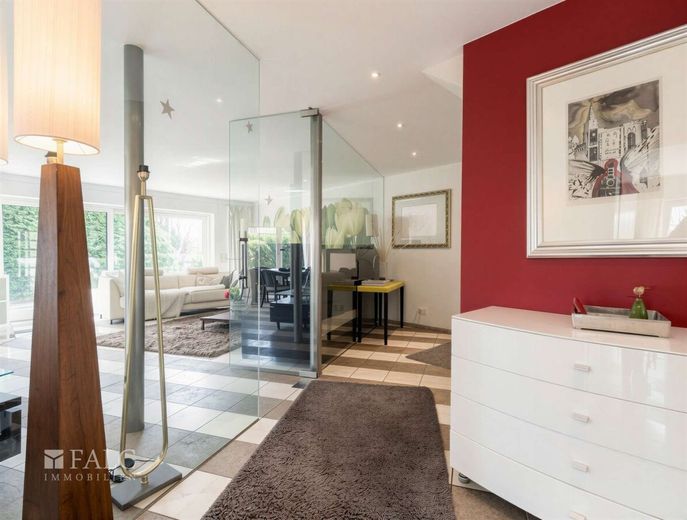 Stedefreund ! Elegante casa unifamiliare con appartamento indipendente ! – Eingangsbereich