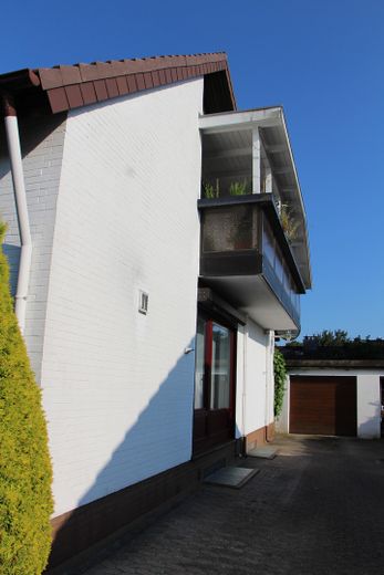 Großzügiges Einfamilienhaus mit vermietetem Obergeschoss – Foto 6
